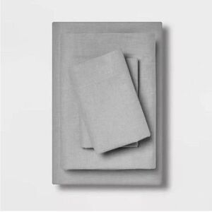 Twin/Twin XL Easy Care Solid Sheet Set - Room Essentials in Light Grey